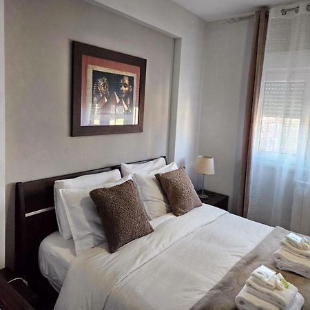 Modern Apartament Făgăraş Eksteriør billede