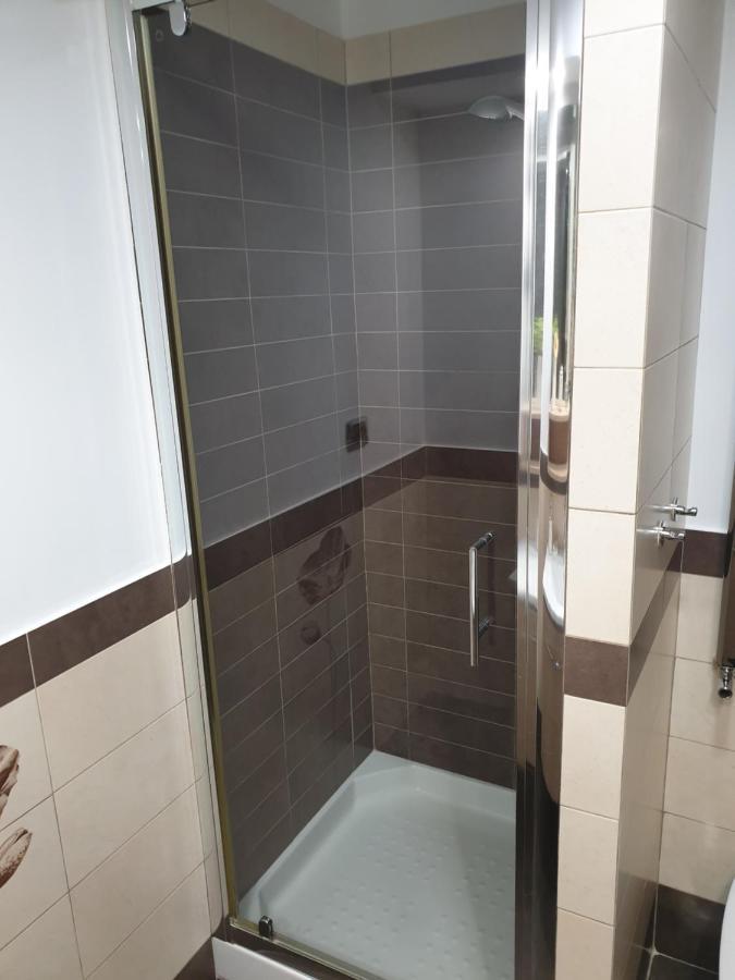 Modern Apartament Făgăraş Eksteriør billede