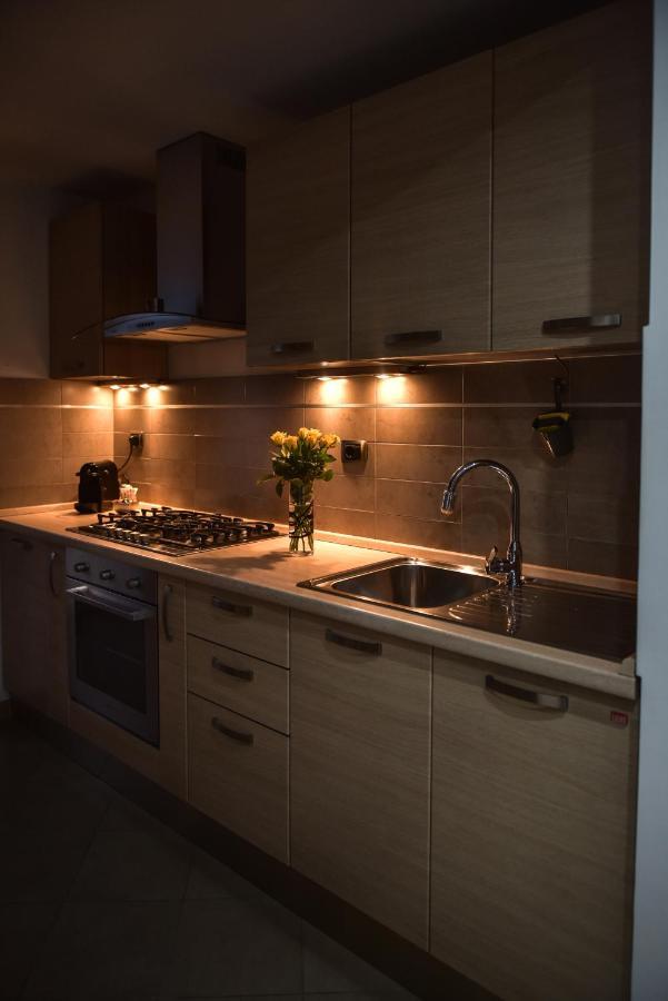 Modern Apartament Făgăraş Eksteriør billede